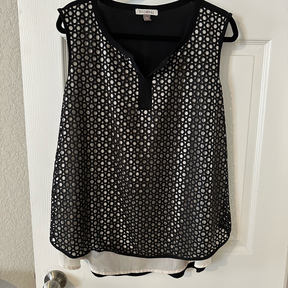 Roz & Ali sleeveless blouse 1X